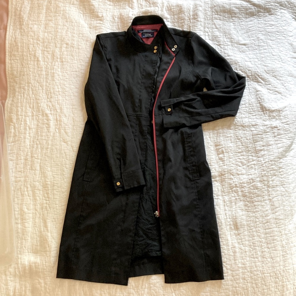 Black Tommy Hilfiger trench coat, S